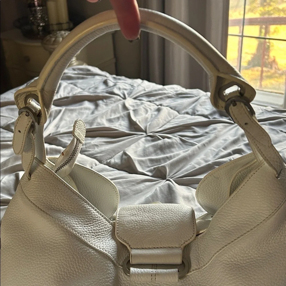 🤍 JIMMY CHOO White Pebbled Bag – Preloved Luxury 🤍